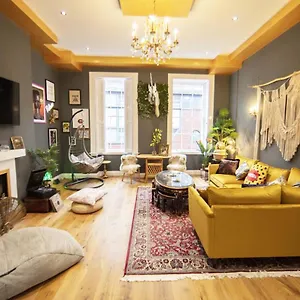 Luxurious 2 Bedroom Lace Market Nottingham